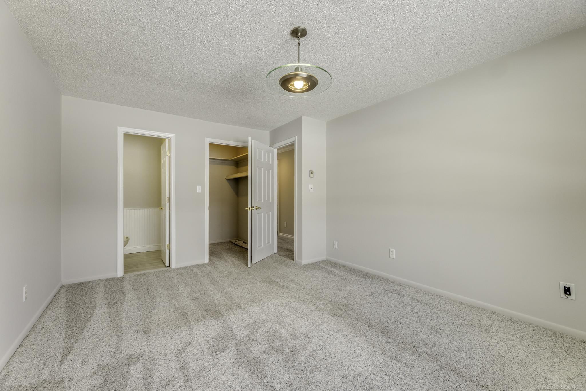 1900 River E6 Road Marysville, MI 48040 - Photo 15 of 30 Walk-in Closet