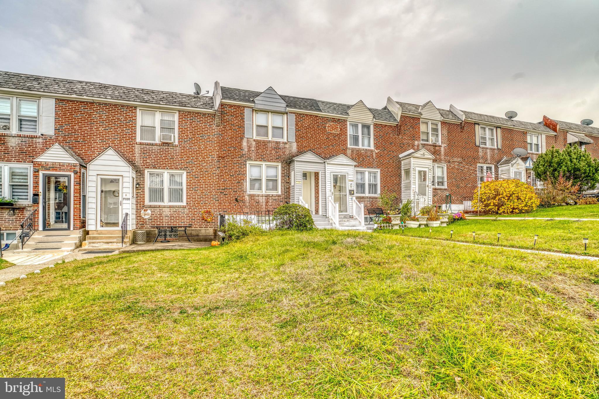7322 Drexel Road Philadelphia, PA 19151 - Photo 3 of 40 Gallery Image 3