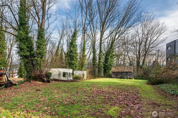 $1,975,000 | 4729 Mountain View Drive South, Seattle, WA 98108