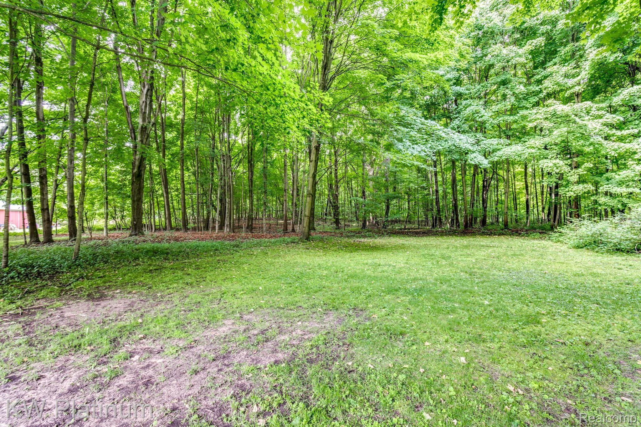 3347 Ruddock Road Avoca, MI 48006 - Photo 24 of 42 backyard.JPG