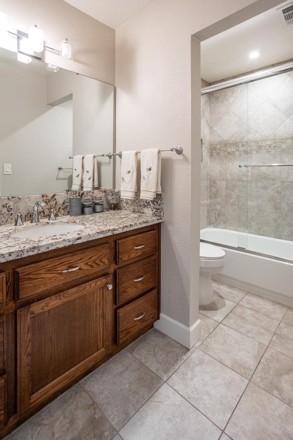3012 Mammoth Way Modesto, CA 95355 - Photo 17 of 43