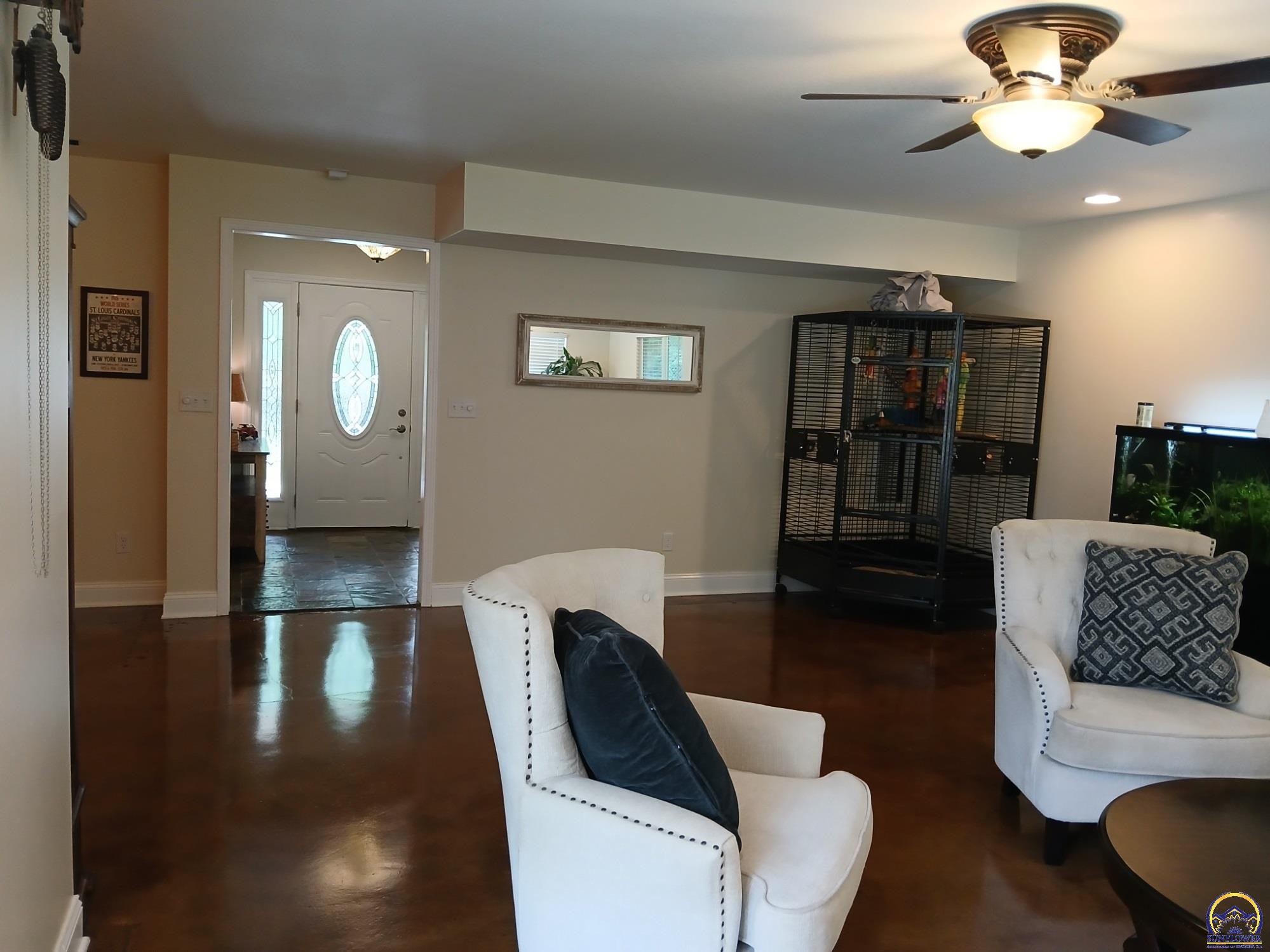 301 Southwest Yorkshire Road Topeka, KS 66606 - Photo 12 of 82