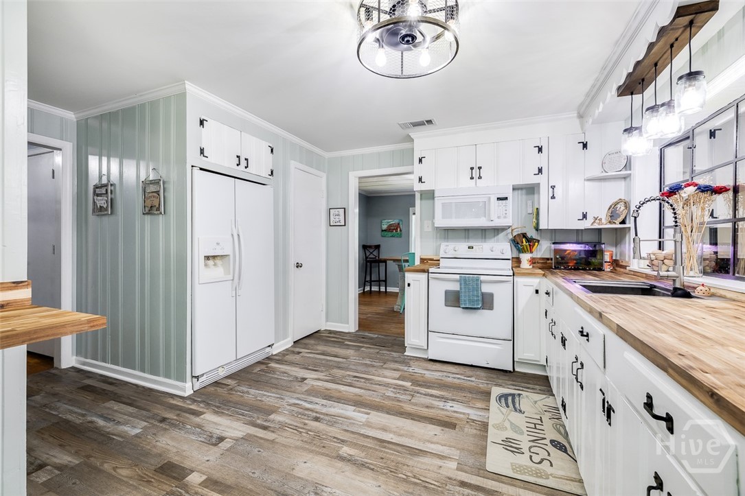 609 Cleveland Street Springfield, GA 31329 - Photo 14 of 40