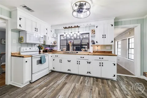 $300,000 | 609 Cleveland Street, Springfield, GA 31329