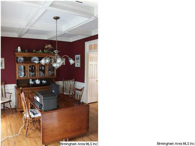 5517 Magnolia Trace Birmingham, AL 35244 - Photo 3 of 29