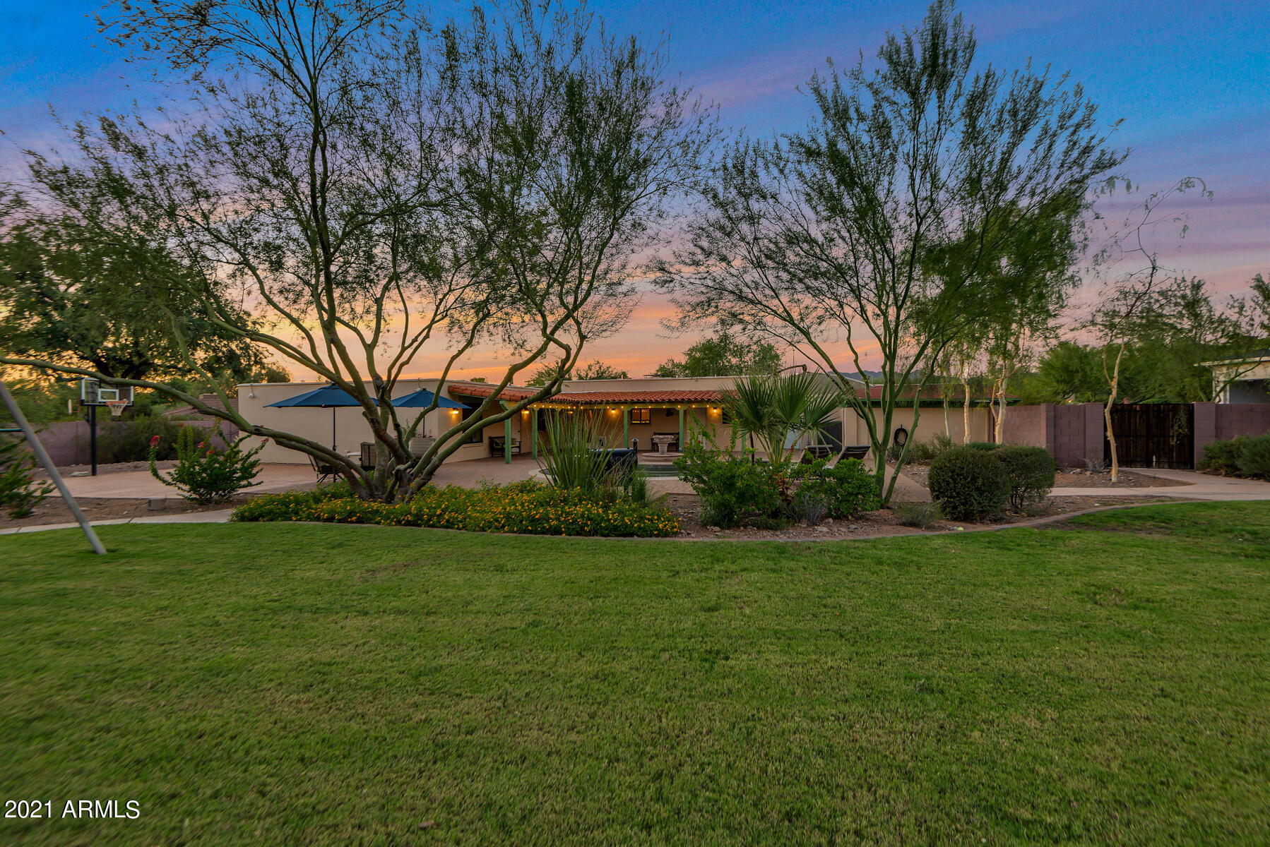 4553 East Palomino Road Phoenix, AZ 85018 - Photo 29 of 55 QPT Photos - DSC_5182