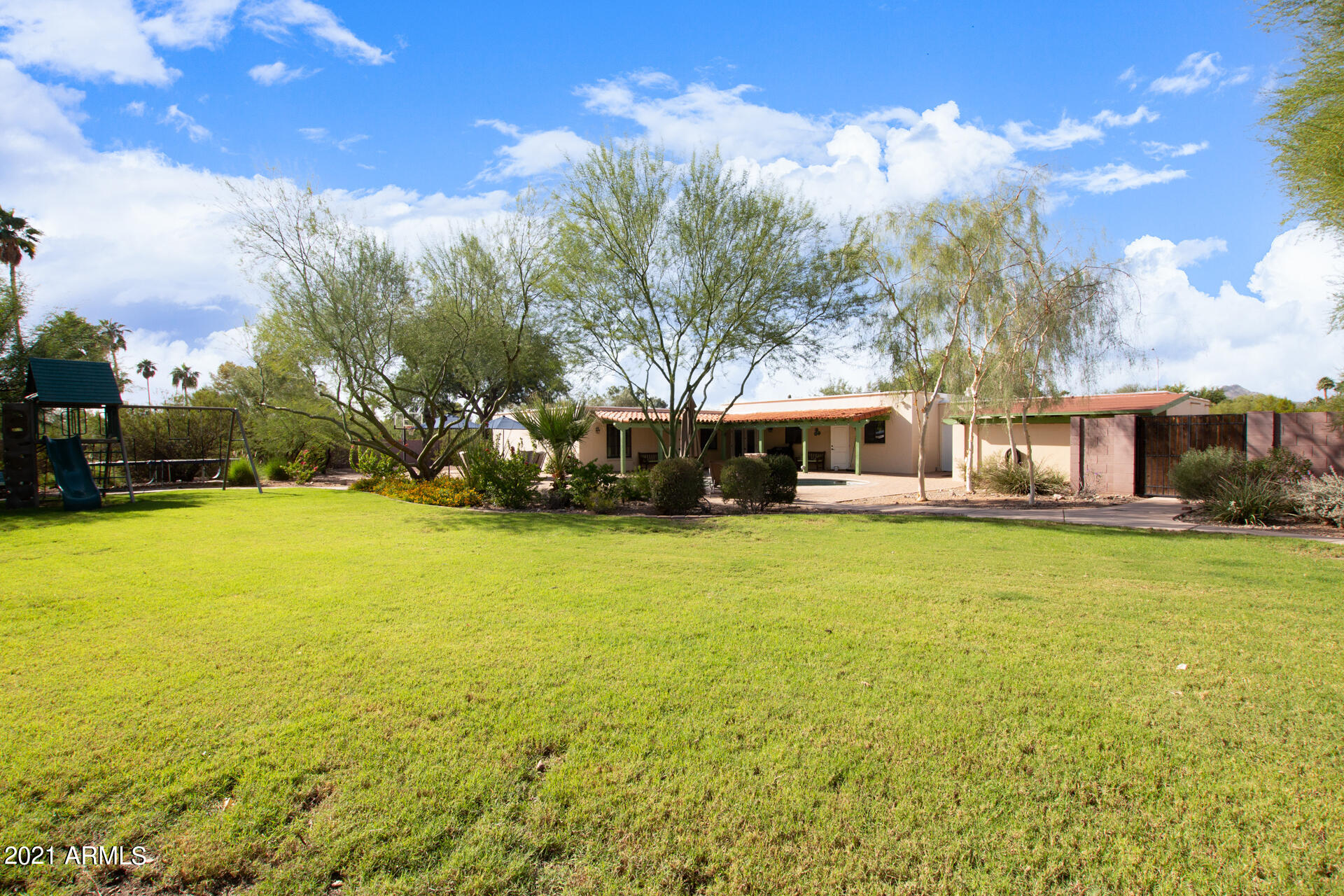 4553 East Palomino Road Phoenix, AZ 85018 - Photo 39 of 55 0034-35 - Palimino