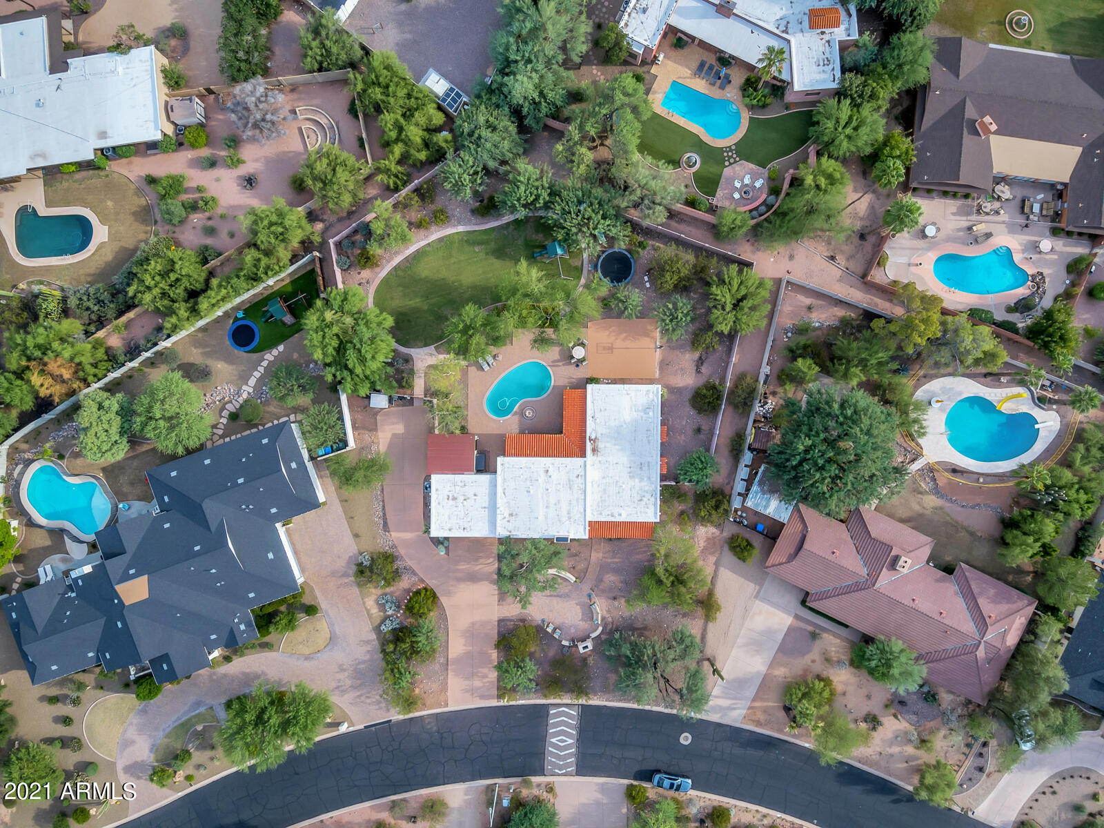 4553 East Palomino Road Phoenix, AZ 85018 - Photo 48 of 55 QPT Photos - MAX_0045
