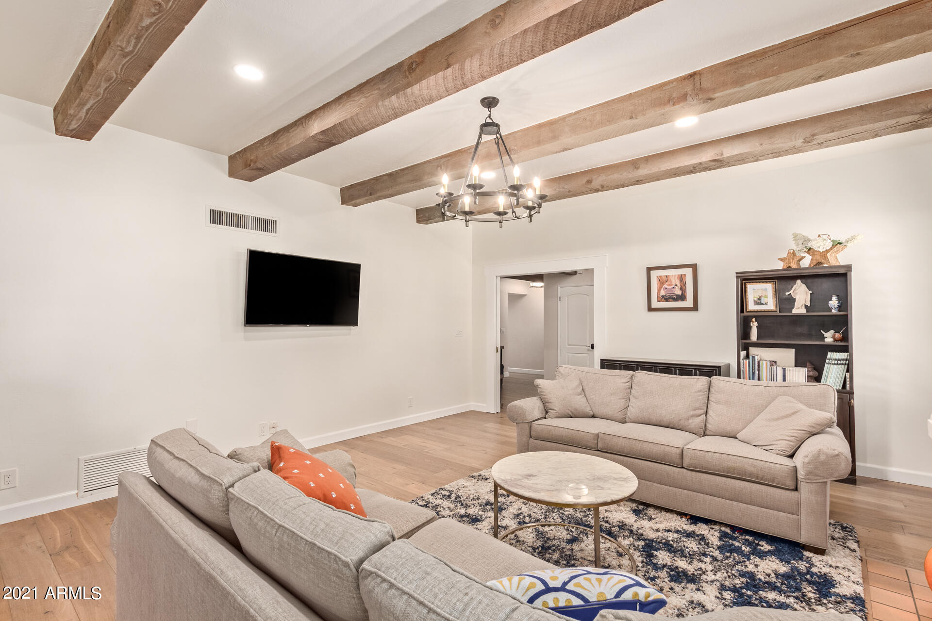 4553 East Palomino Road Phoenix, AZ 85018 - Photo 7 of 55 0004-04 - Palimino