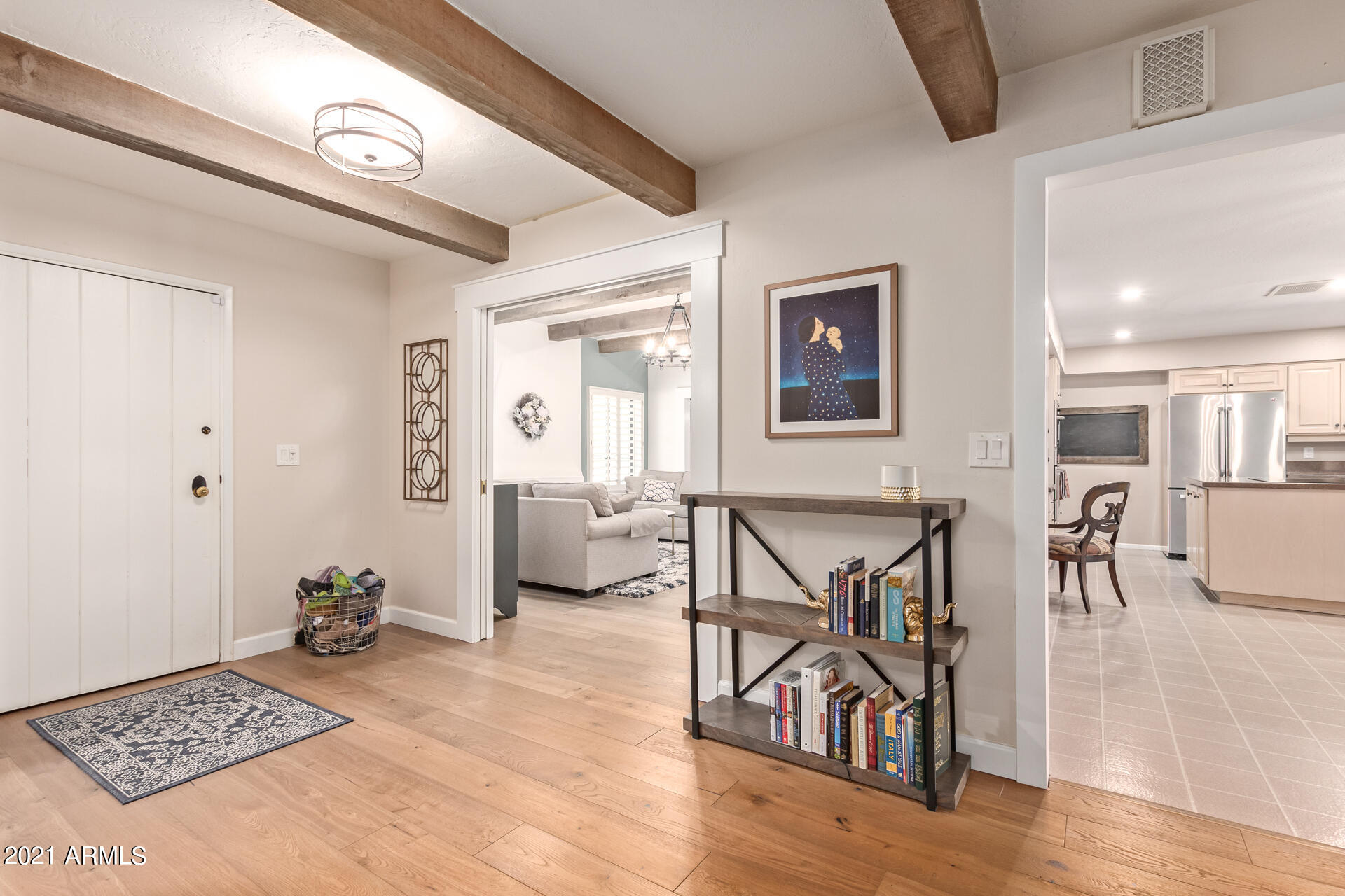 4553 East Palomino Road Phoenix, AZ 85018 - Photo 8 of 55 0005-05 - Palimino