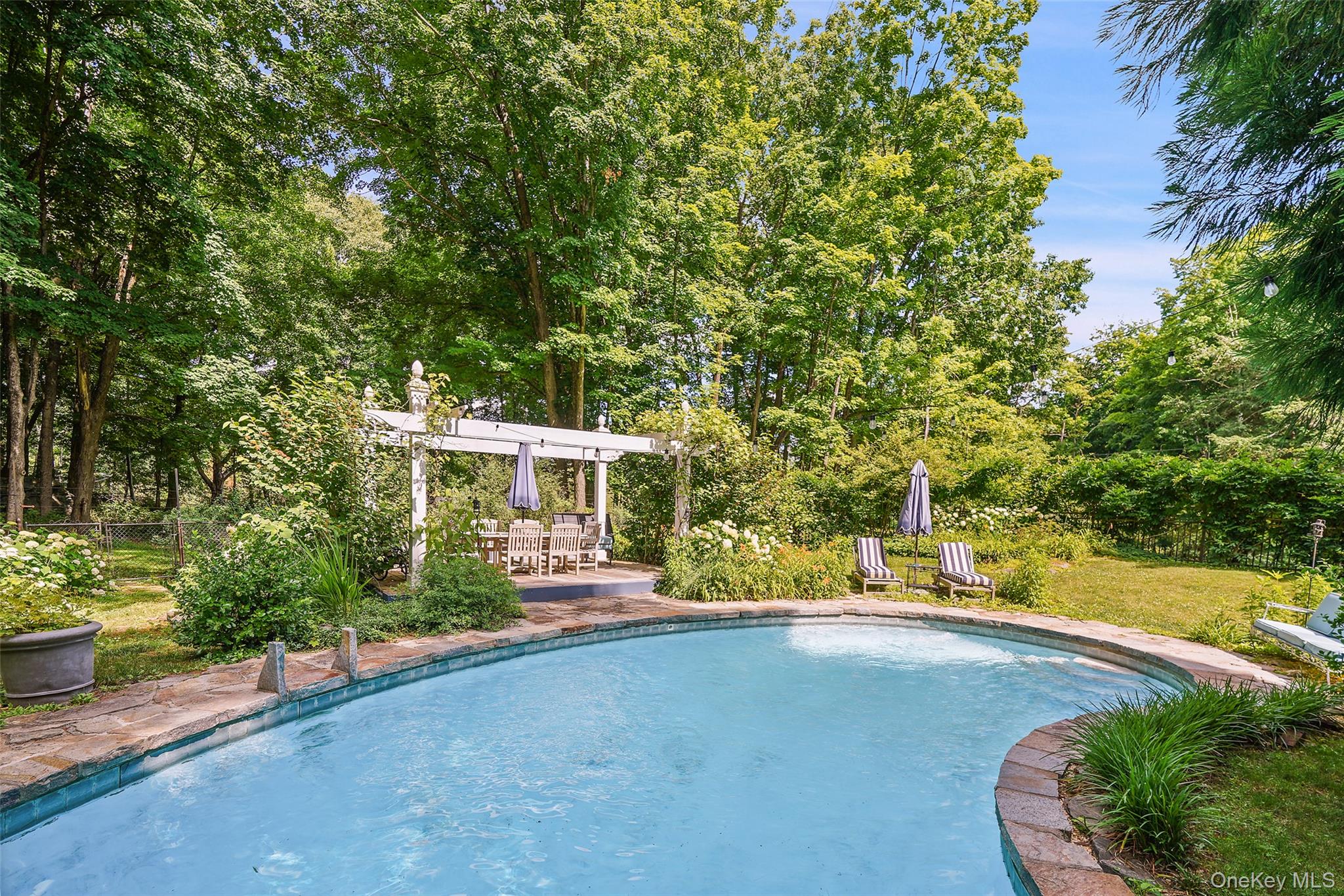 95 Croton Lake Road Katonah, NY 10536 - Photo 26 of 30
