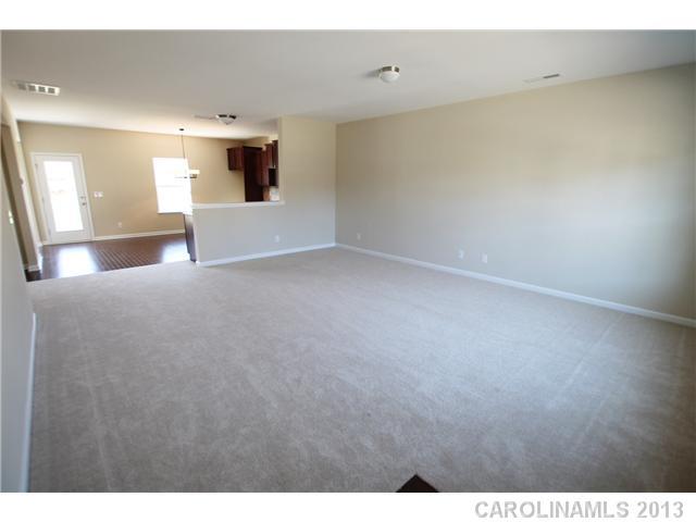 633 Rook Road, Unit 36 Charlotte, NC 28216 - Photo 2 of 12