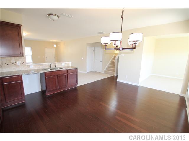 633 Rook Road, Unit 36 Charlotte, NC 28216 - Photo 4 of 12