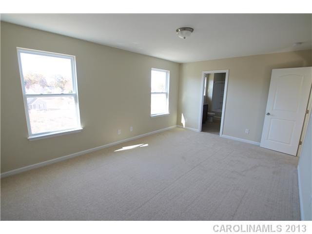 633 Rook Road, Unit 36 Charlotte, NC 28216 - Photo 6 of 12