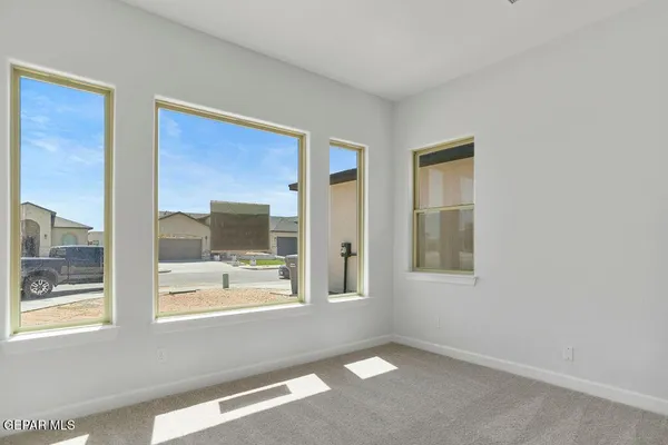 $375,000 | 1116 Steel Hill Avenue, Santa Teresa, NM 88008