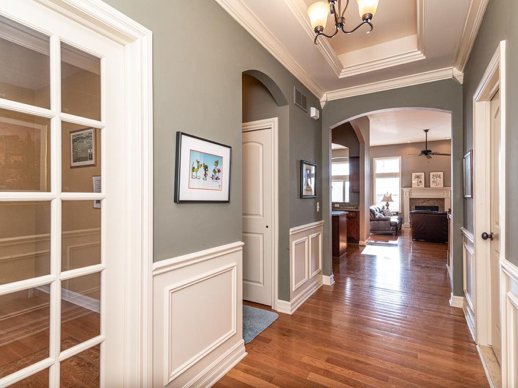 609 Mountain Circle Rochester, MI 48306 - Photo 7 of 73 50066094-6.JPG