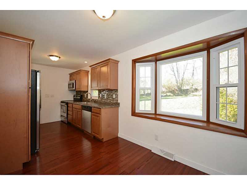 813 Indiana Road Penn Hills, PA 15147 - Photo 7 of 25 Kitchen.