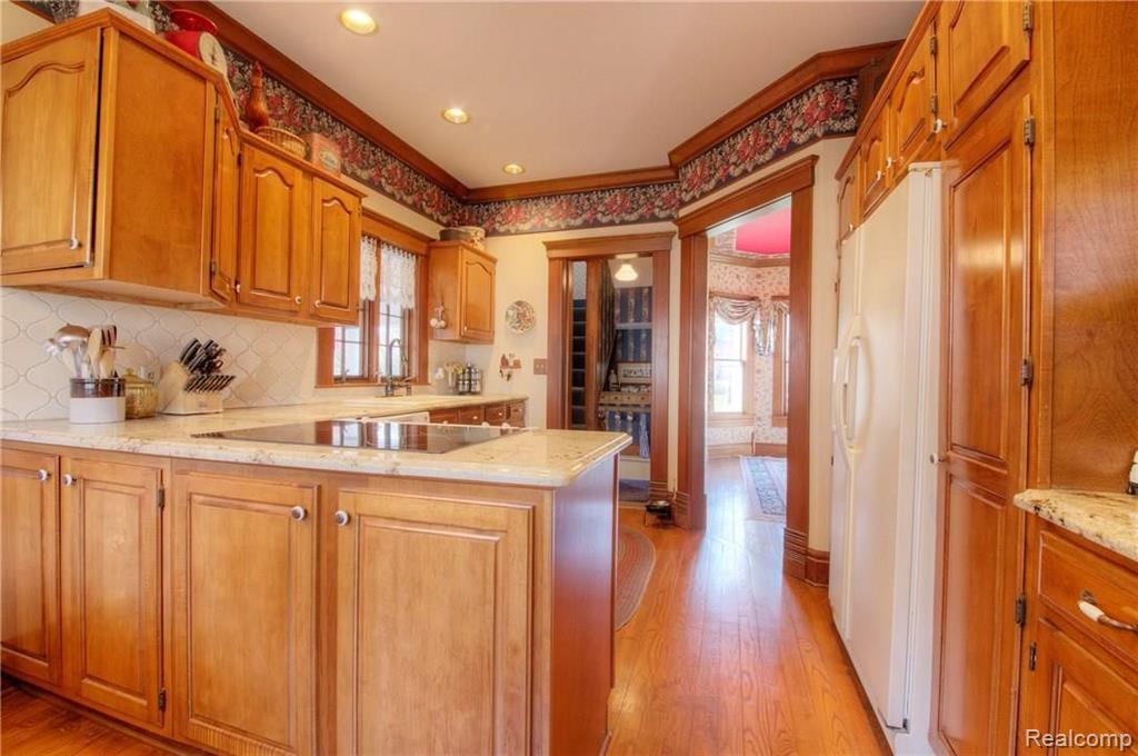 719 West Grand River Road Howell, MI 48843 - Photo 18 of 34