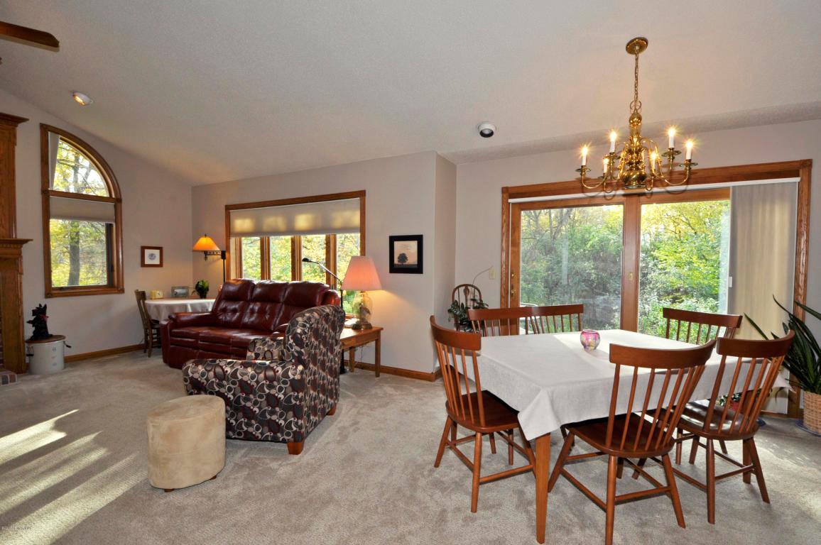 245 Pine Ridge Court Southwest Oronoco, MN 55960 - Photo 8 of 30 Gallery Image 8