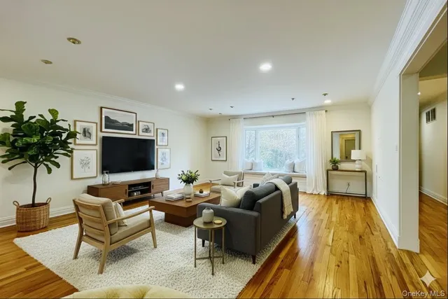 $13,500 | 164 Rock Creek Lane, Scarsdale, NY 10583