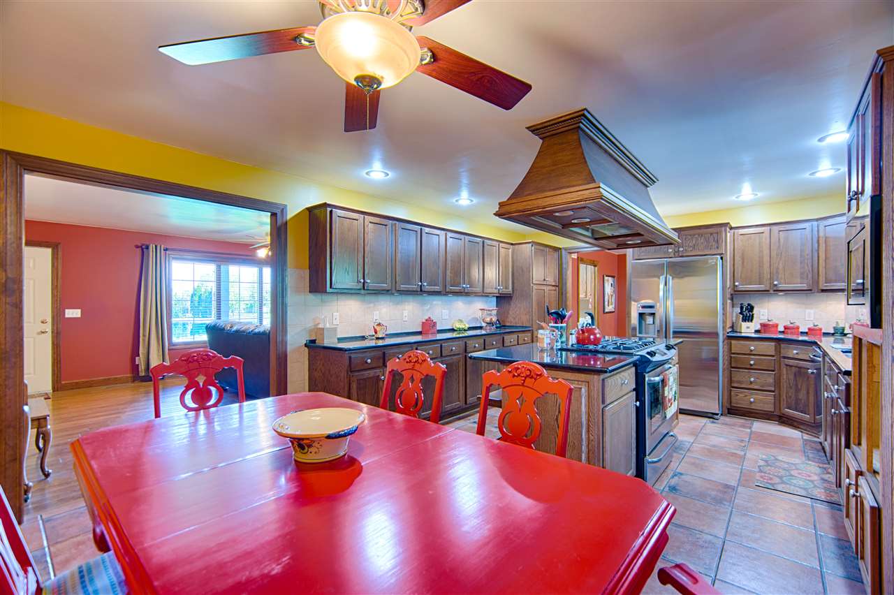 10611 Wheatonville Road Elberfeld, IN 47613 - Photo 11 of 33 Gallery Image 11
