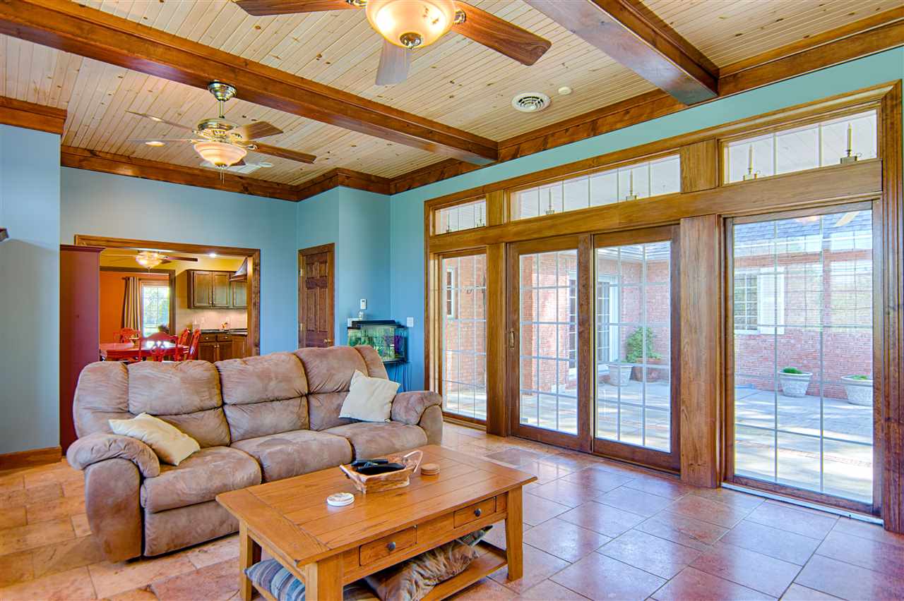 10611 Wheatonville Road Elberfeld, IN 47613 - Photo 13 of 33 Gallery Image 13