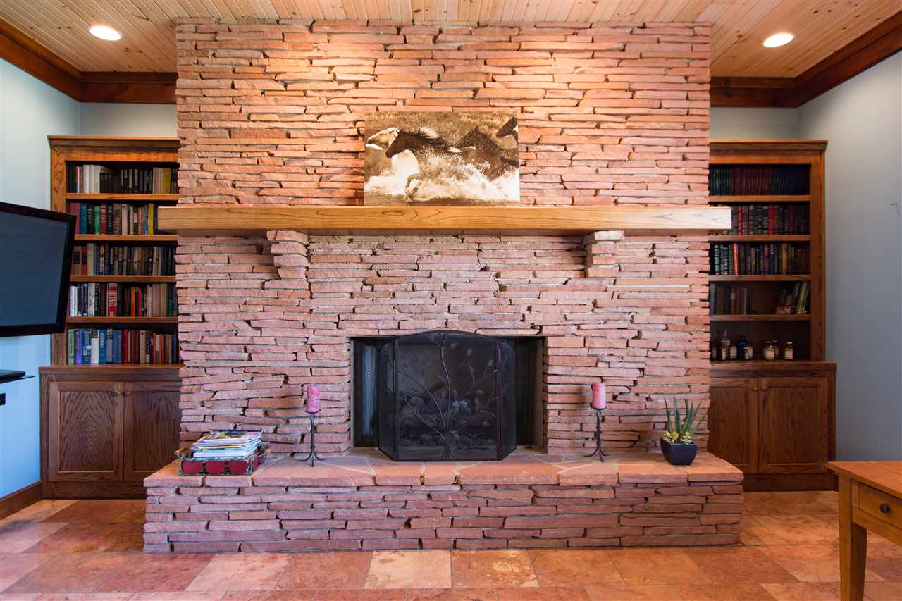 10611 Wheatonville Road Elberfeld, IN 47613 - Photo 5 of 33 Gallery Image 5