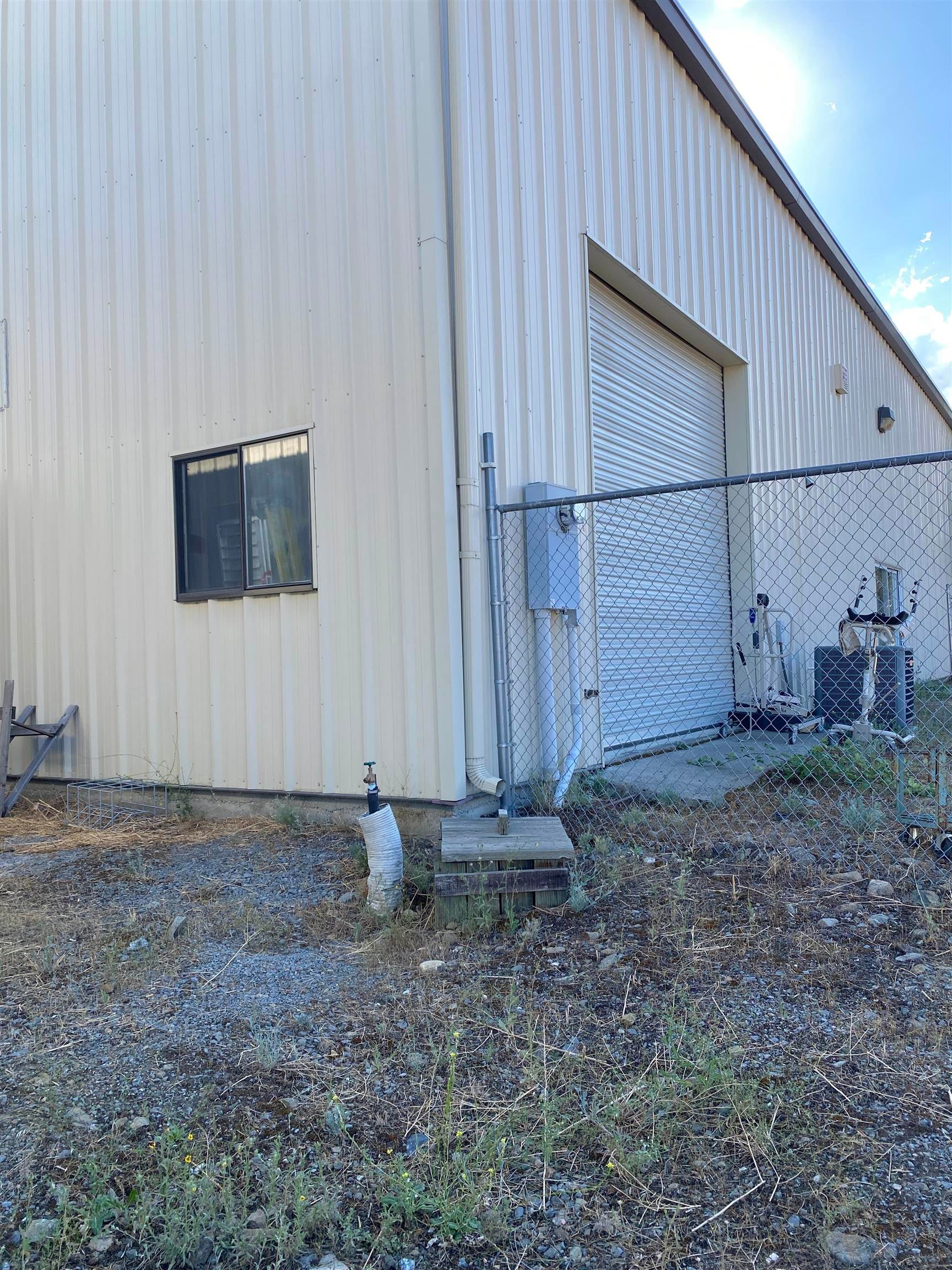1530 Lucas Road Yreka, CA 96097 - Photo 14 of 16 Gallery Image 14