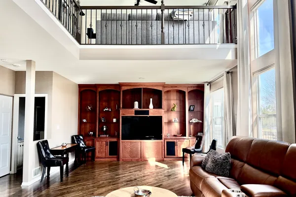 $629,900 | 1941 Broadsmore Drive, Algonquin, IL 60102