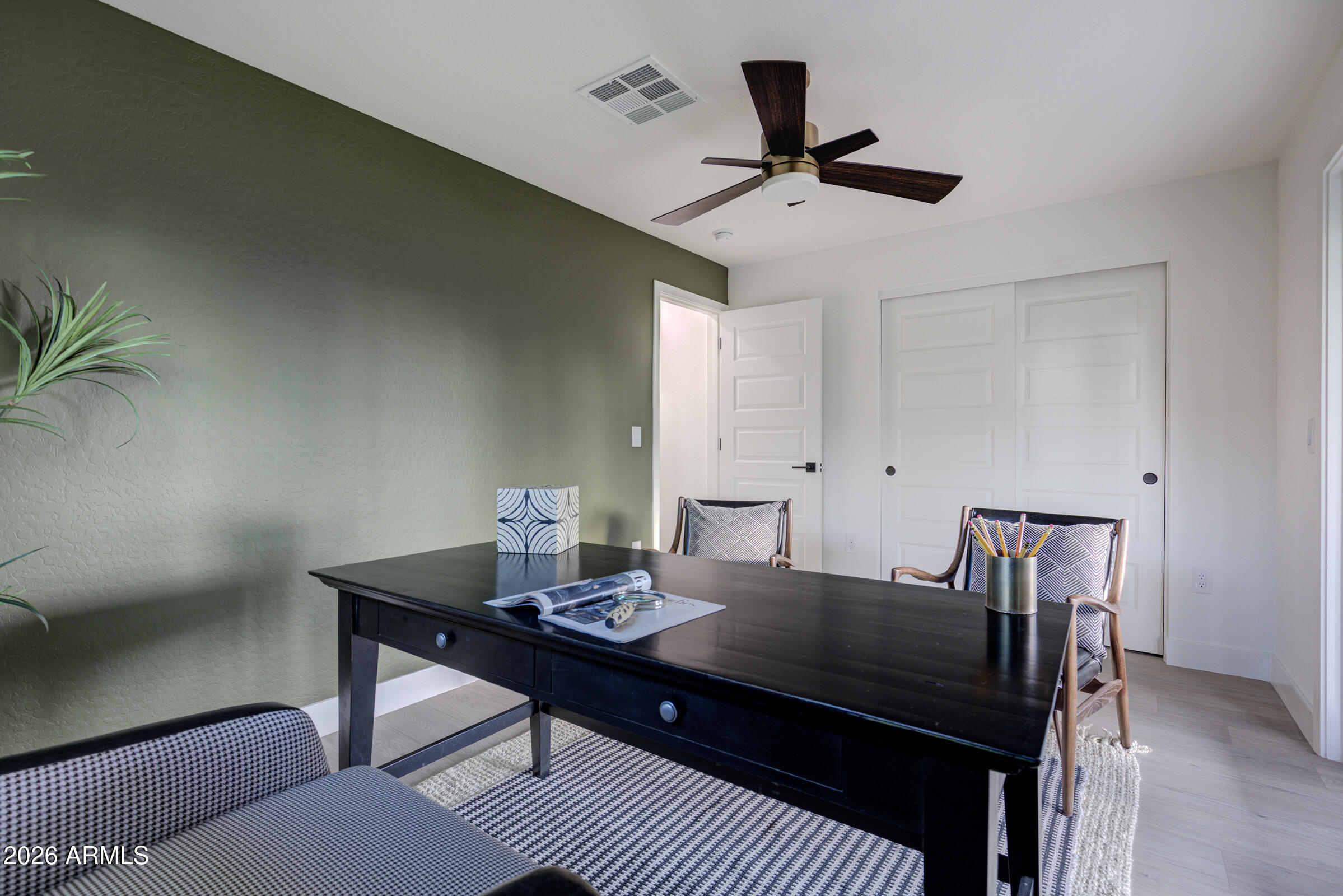 4235 North 35th Way Phoenix, AZ 85018 - Photo 22 of 33 4235 N 35th Way-36