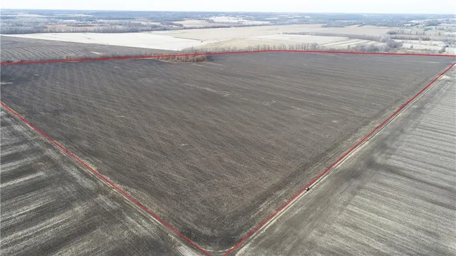 $1,380,000 | 1 131st Street, Pattonsburg, MO 64670