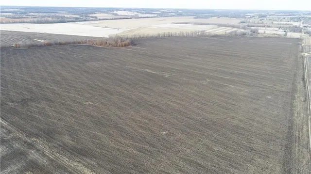 $1,380,000 | 1 131st Street, Pattonsburg, MO 64670