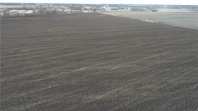 $1,380,000 | 1 131st Street, Pattonsburg, MO 64670