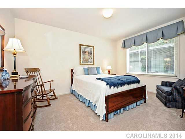 8100 Raintree Lane Charlotte, NC 28277 - Photo 12 of 16 Gallery Image 12