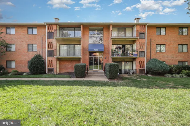 $265,000 | 7610 Savannah Street, Unit 201, Falls Church, VA 22043