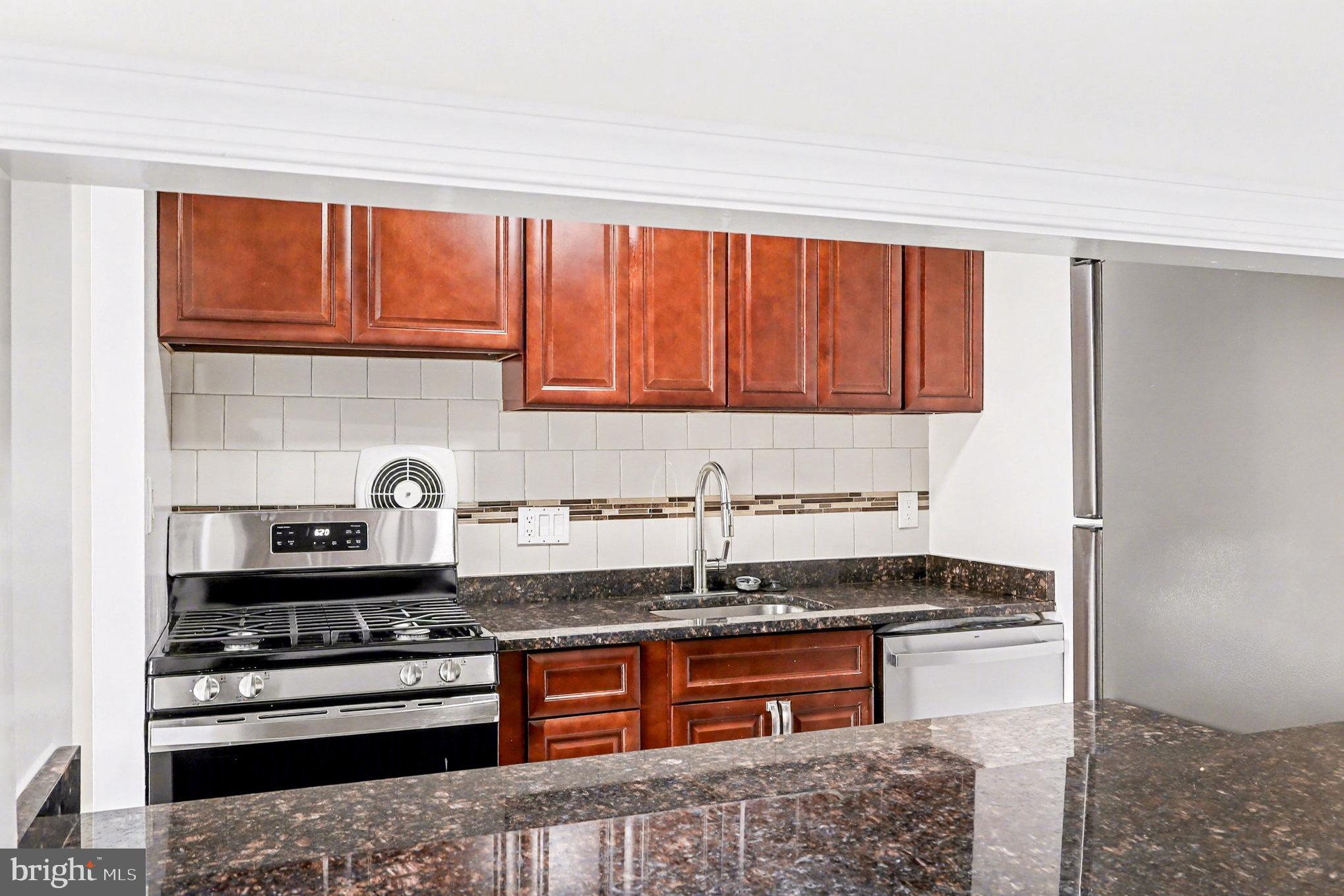 7610 Savannah Street, Unit 201 Falls Church, VA 22043 - Photo 6 of 24