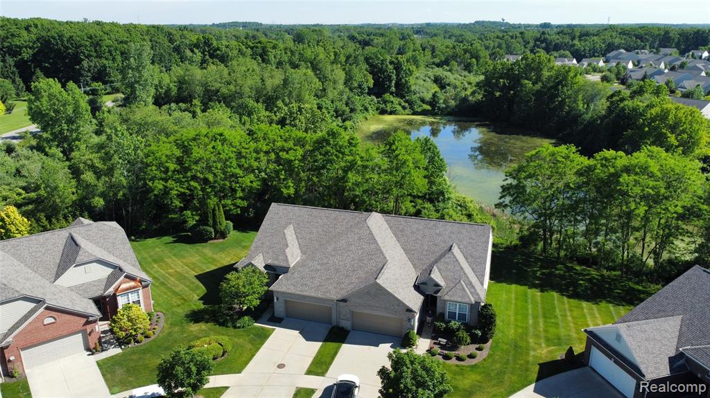 613 Zion Court Howell, MI 48843 - Photo 2 of 41