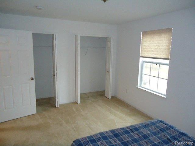47211 Gloede Road Macomb, MI 48044 - Photo 9 of 13 photo.jpg