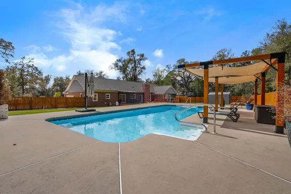 $739,900 | 3602 North Meridian Road, Tallahassee, FL 32312