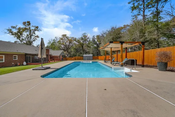 $739,900 | 3602 North Meridian Road, Tallahassee, FL 32312