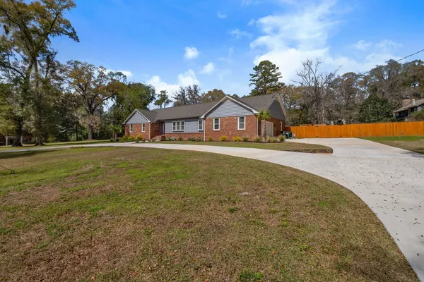 $739,900 | 3602 North Meridian Road, Tallahassee, FL 32312