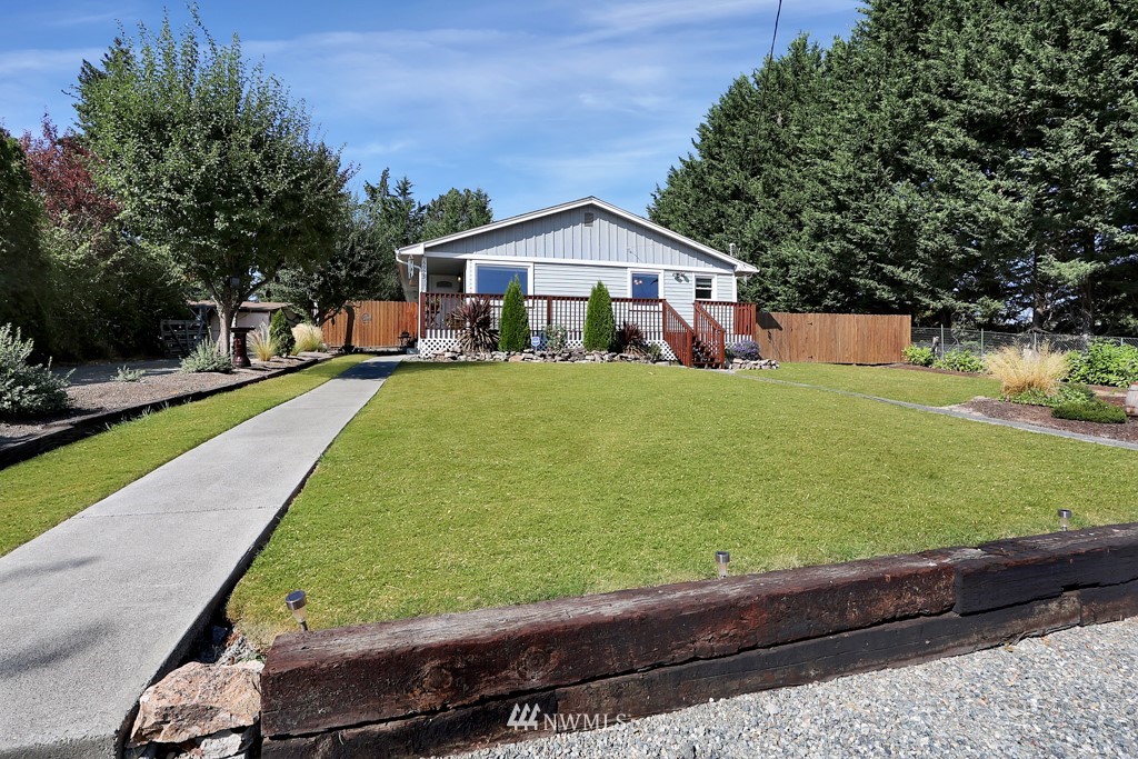 6923 Johnson Road Northeast Tacoma, WA 98422 - Photo 2 of 30