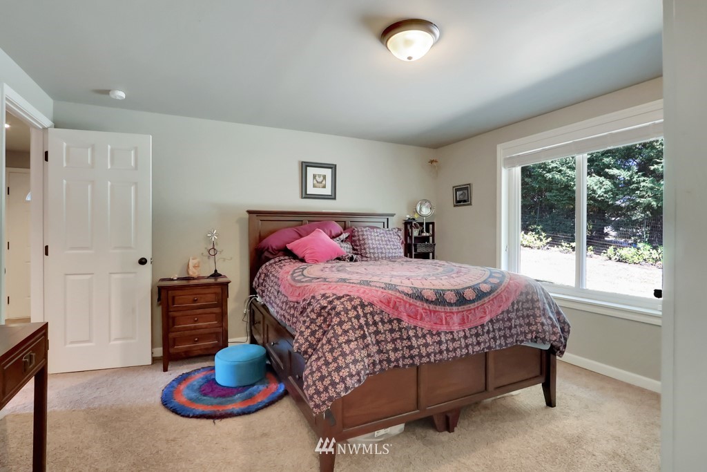 6923 Johnson Road Northeast Tacoma, WA 98422 - Photo 16 of 30