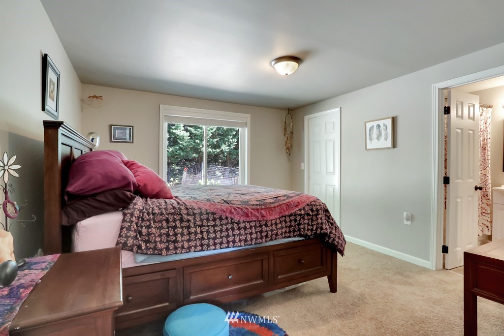 6923 Johnson Road Northeast Tacoma, WA 98422 - Photo 17 of 30