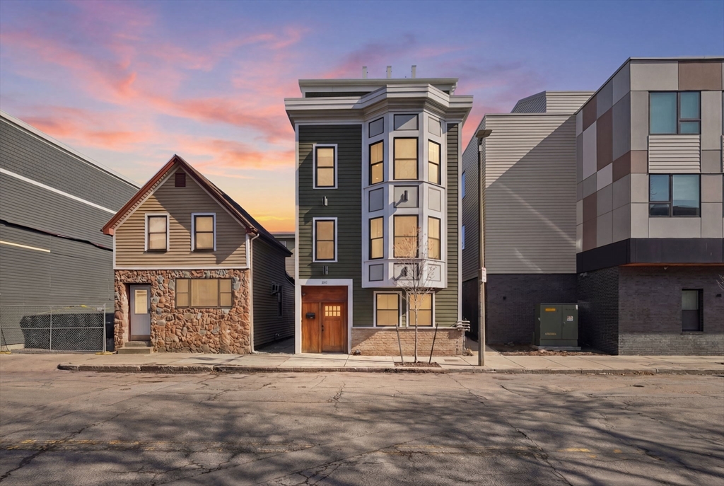 331 Chelsea Street, Unit 3 Boston, MA 02128 - Photo 1 of 34