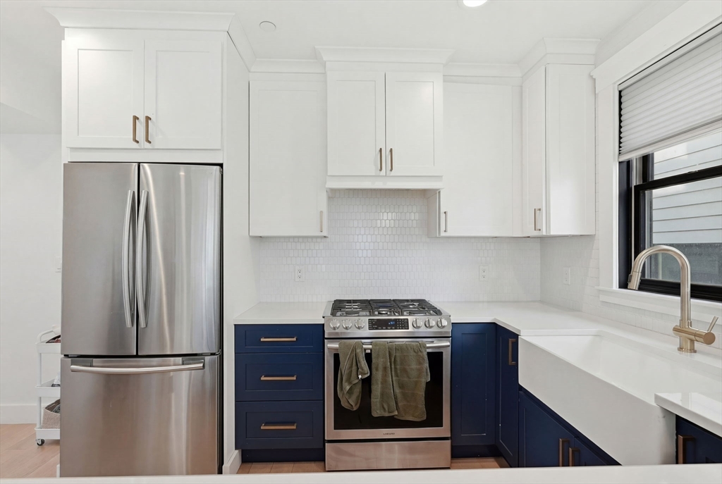 331 Chelsea Street, Unit 3 Boston, MA 02128 - Photo 14 of 34