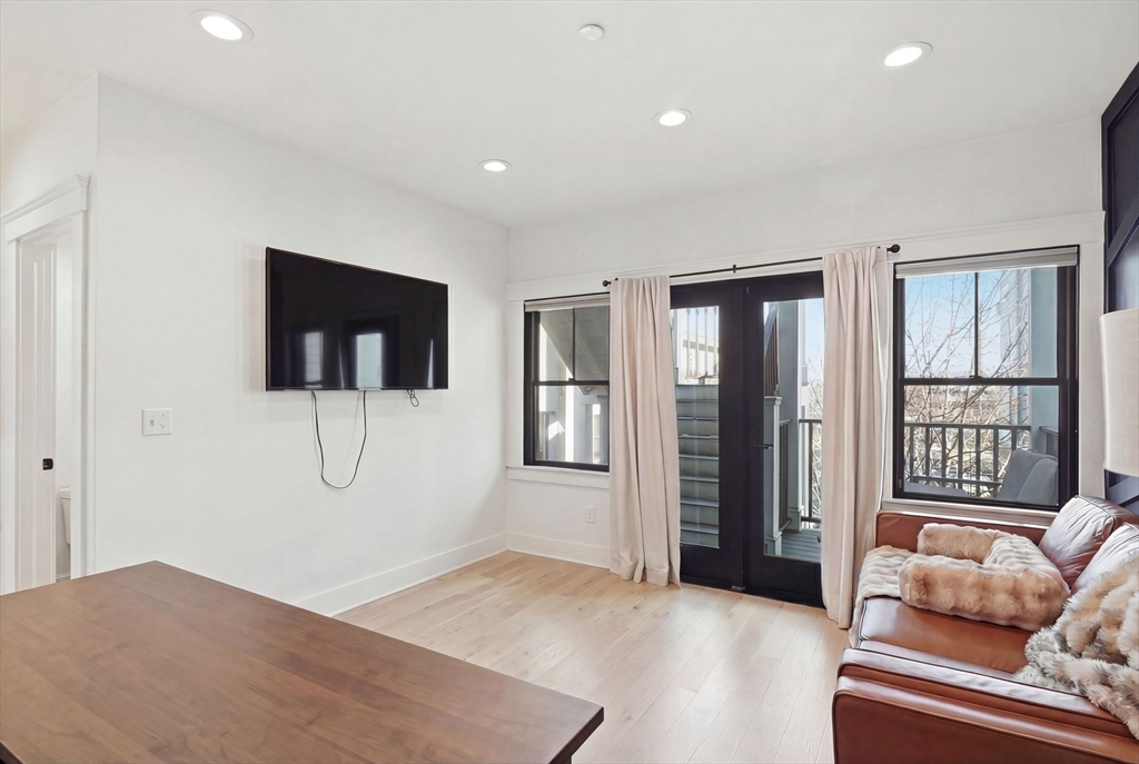 331 Chelsea Street, Unit 3 Boston, MA 02128 - Photo 19 of 34