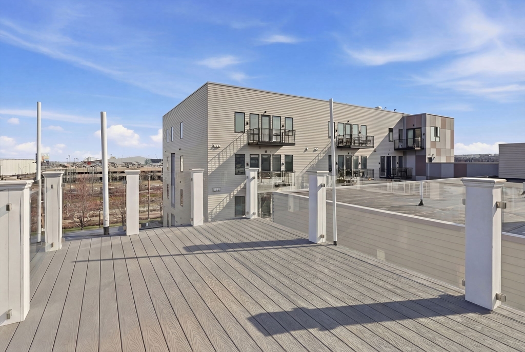 331 Chelsea Street, Unit 3 Boston, MA 02128 - Photo 30 of 34