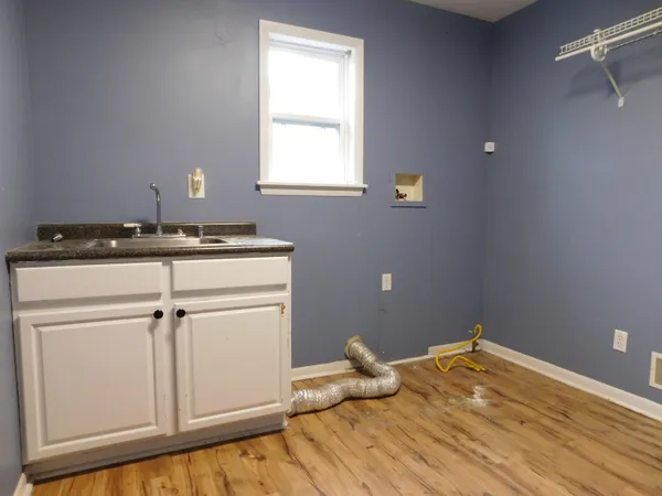 $160,000 | 106 South Marshall Avenue, Marshall, MI 49068