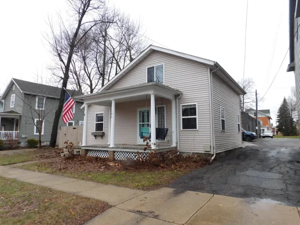 $160,000 | 106 South Marshall Avenue, Marshall, MI 49068